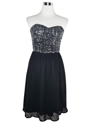 Robe courte, noir